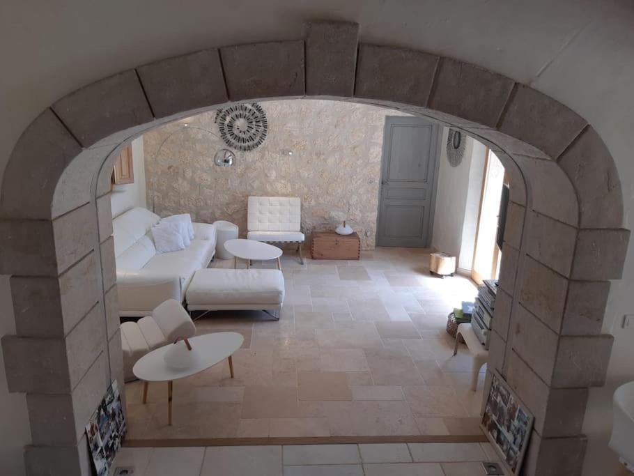 カリアン Bastide Provencale De Charme A La Cote D'Azurヴィラ エクステリア 写真